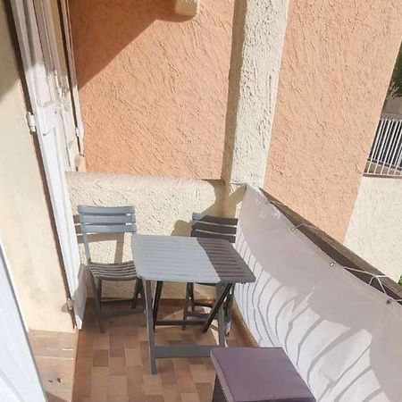 Bel Appartement Avec Balcon Et Parking Prive Le Beausset Ngoại thất bức ảnh